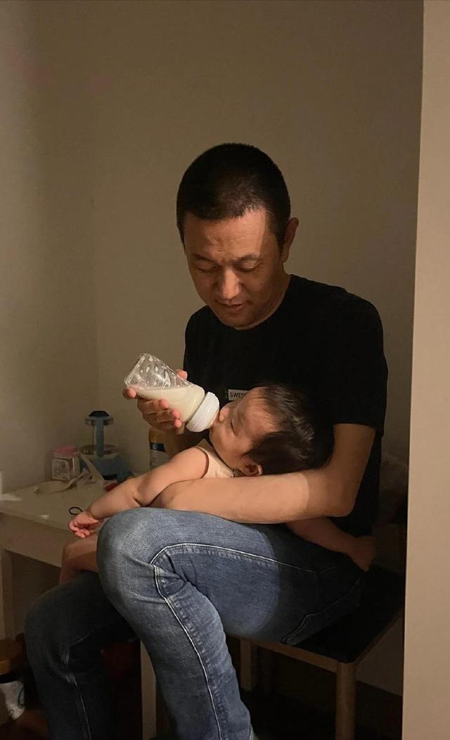 李斌老婆(李斌老婆王屹芝对话章泽天)